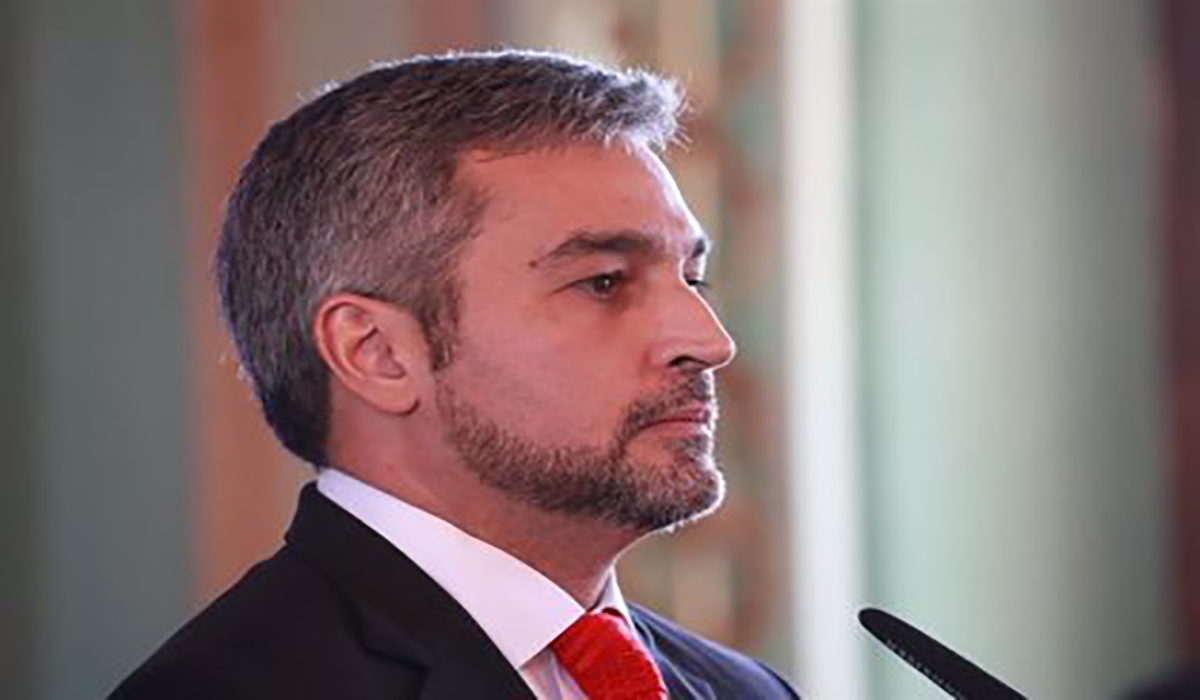 The president of Paraguay calls for the resignation of all his ministers amid the protests